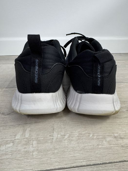 Adidasi Skechers barbati