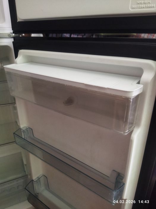 Продам  Холодильник буу