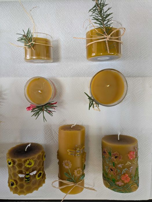 Ръчно изработени восъчни свещи. 100% чист пчелен восък. Ръчно рисувани