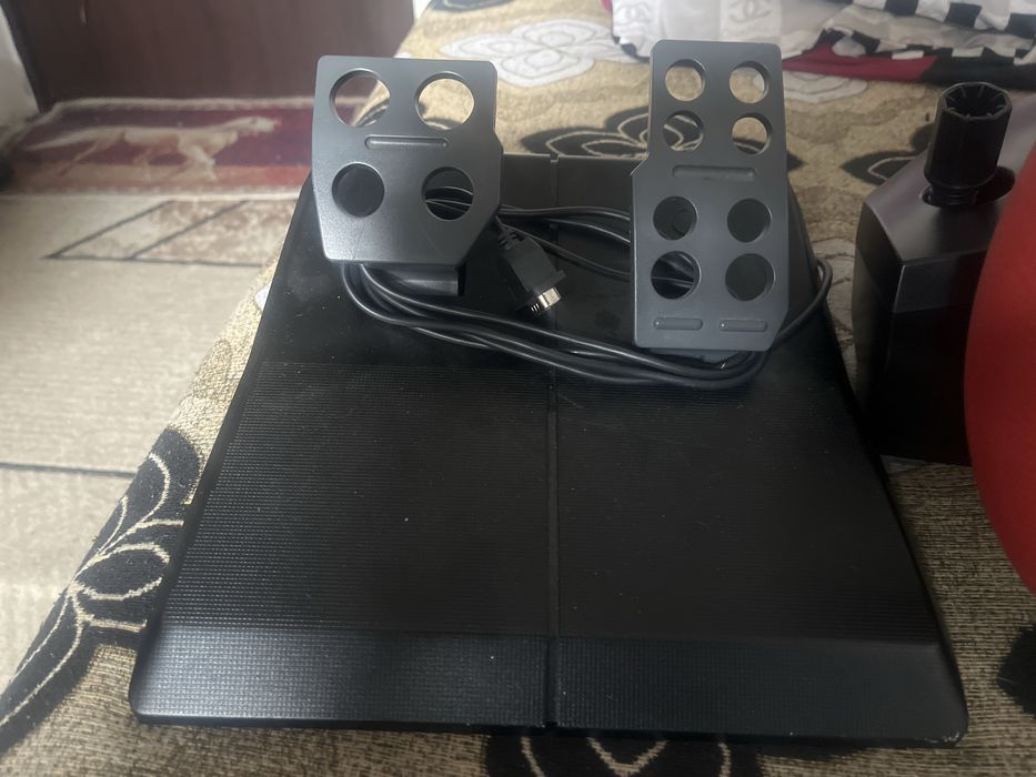 Игровой руль на компьютер