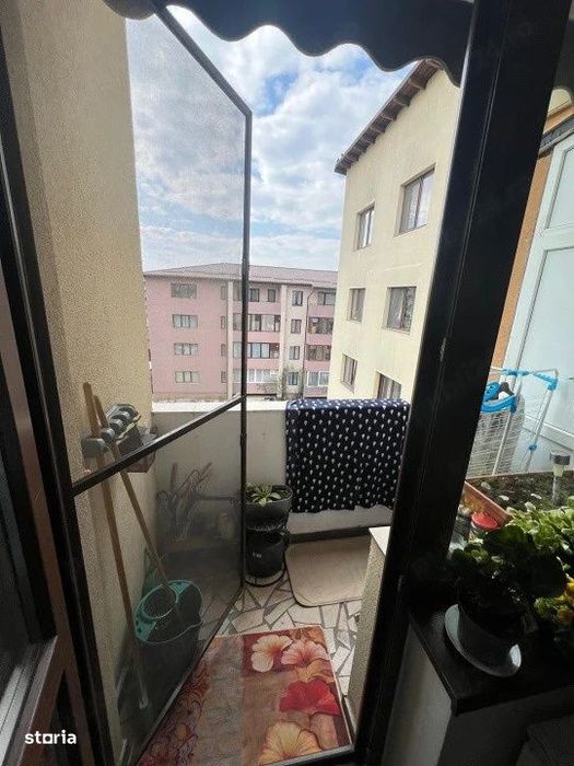 Apartament cu 3 camere, 59 mp, parcare, zona Terra