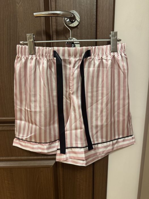 Pijama scurta din satin