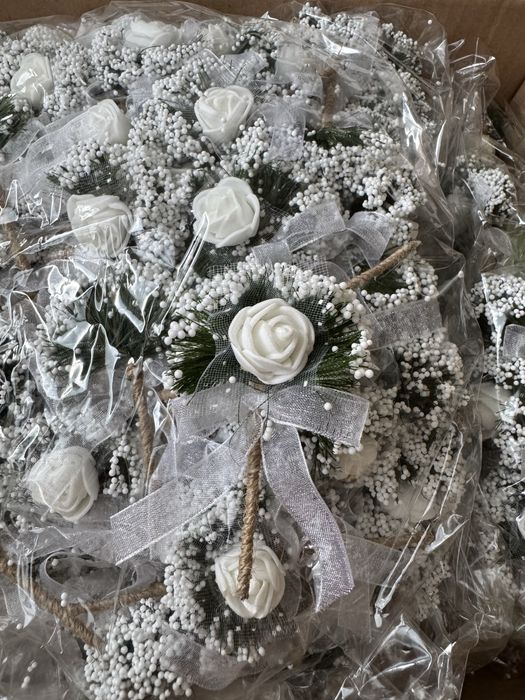 Сватбени бутониери