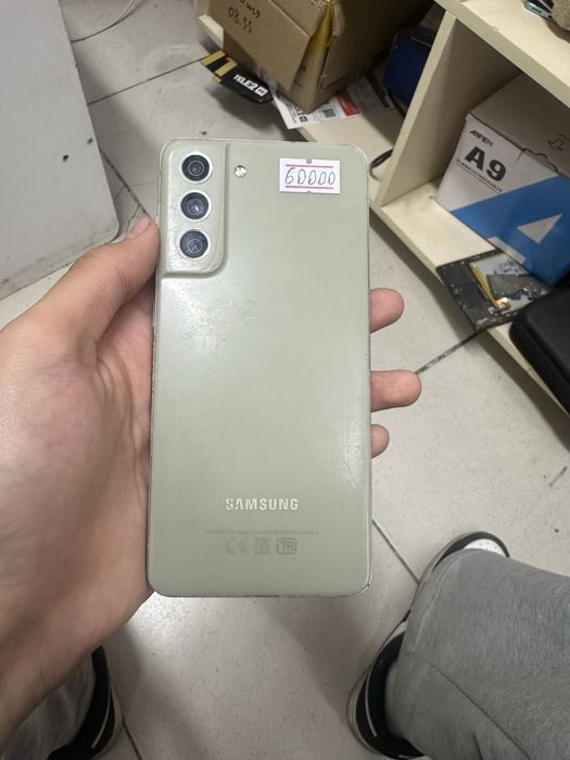 Продам Samsung S21 fe 5G