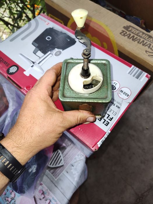 Râșniță Reșița retro