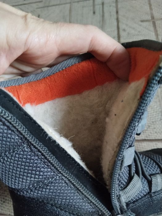 Продам сапожки зимние