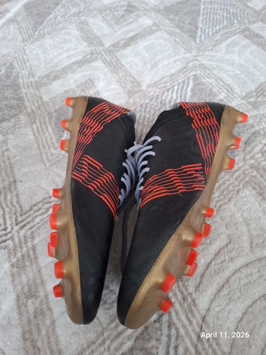 Ghete fotbal adidas nemesis 42.2/3