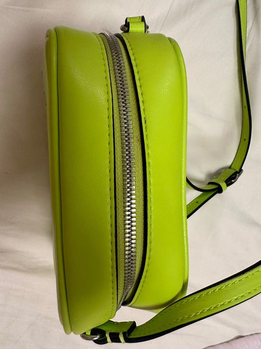 Дамска чанта-Calvin Klein