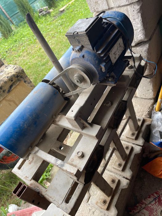 Presa boltari si pavaj