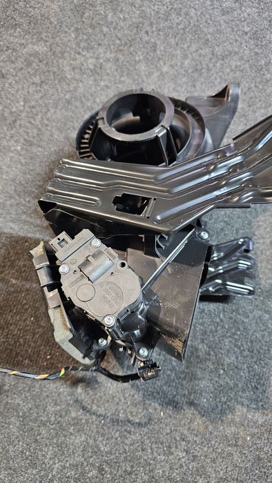 Aeroterma spate Mercedes-Benz ML W164 2005-2011