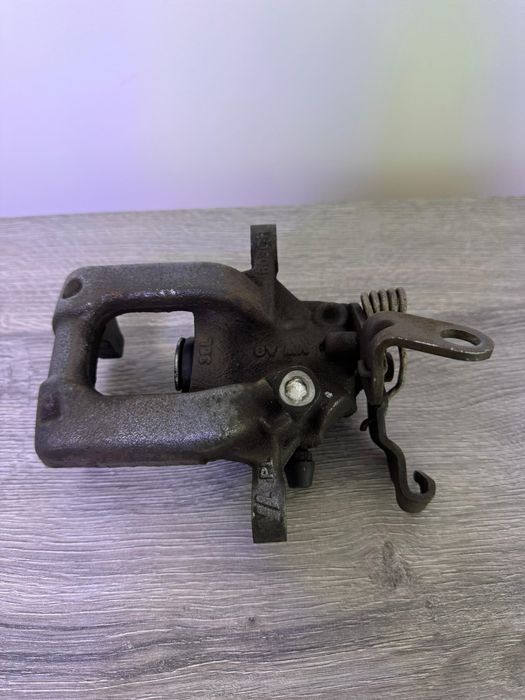 Etrier stanga spate - Golf 6,5, octavia, leon