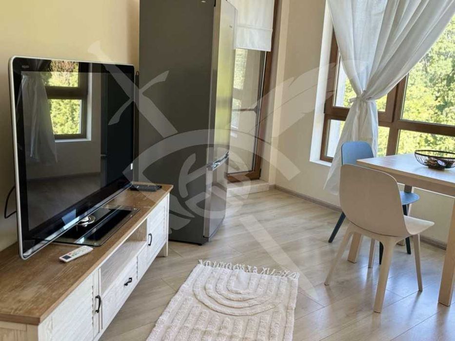 Дава се под наем Двустаен апартамент в Варна, Аспарухово - 60 кв.м за 500 € - Снимка #2