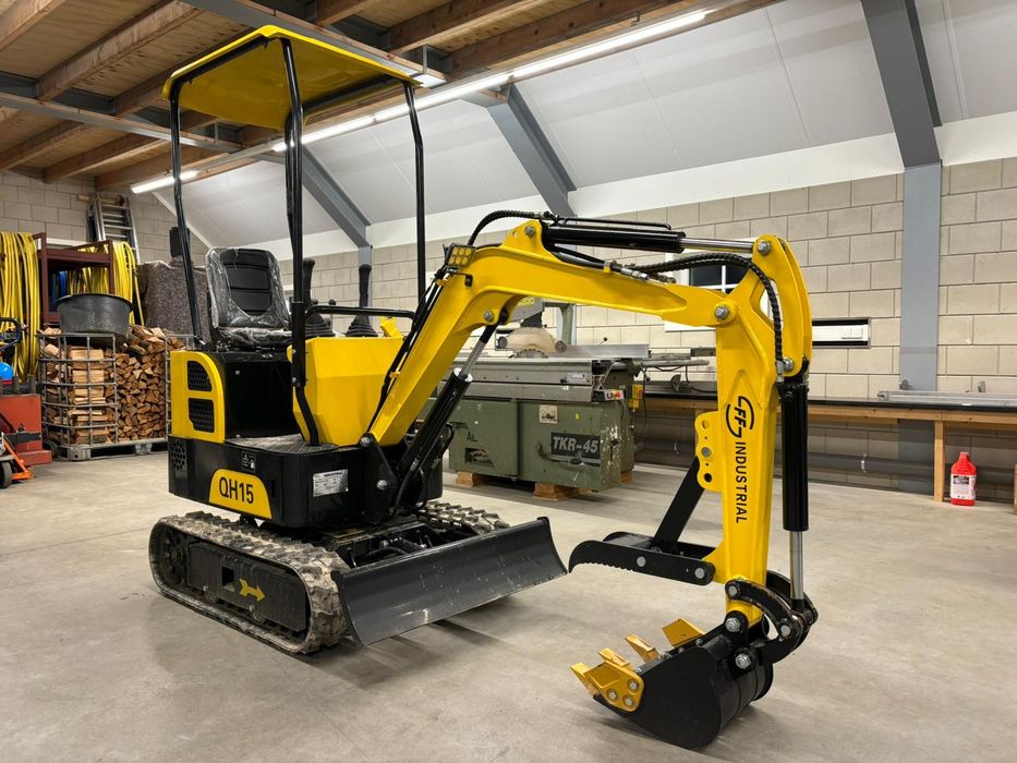 Mini excavator Q15 nou nouț