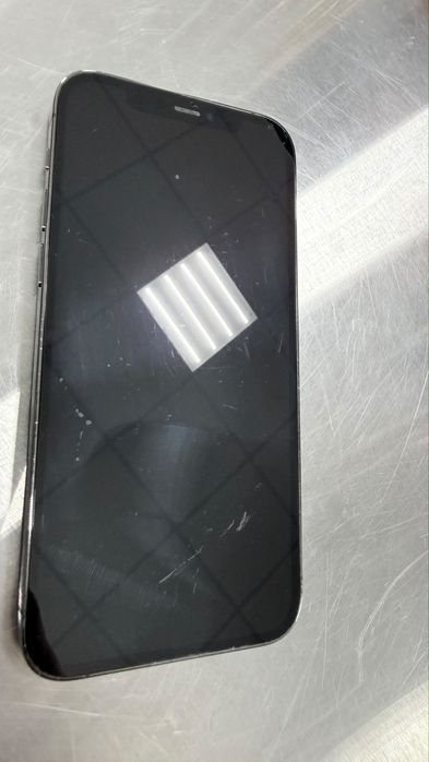 Продам Ihone 12 pro
