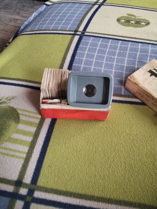 Продам  диафилмы