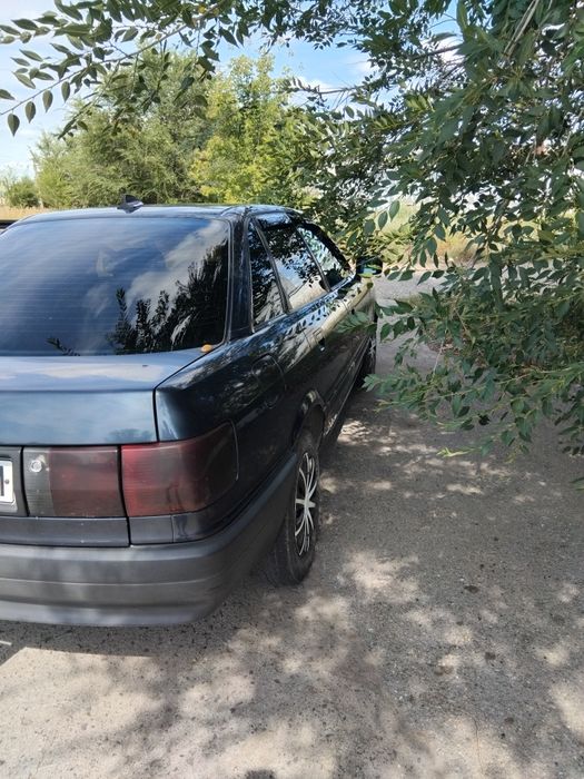 Продам машину ауди 80