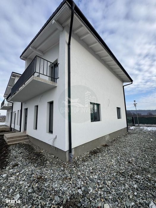 Casa tip duplex 4 camere curte 190 mp zona Mohu Selimbar