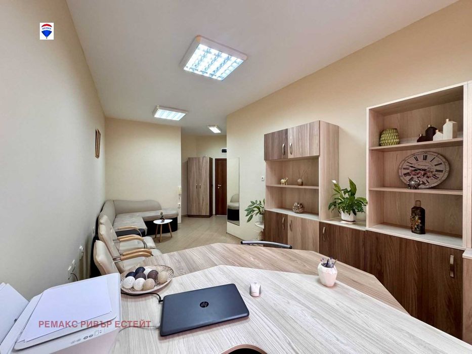 Дава се под наем Офис в Русе, Център - 27 кв.м за 46900 € - Снимка #1