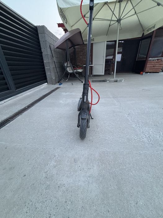 Trotineta ninebot F2 pro