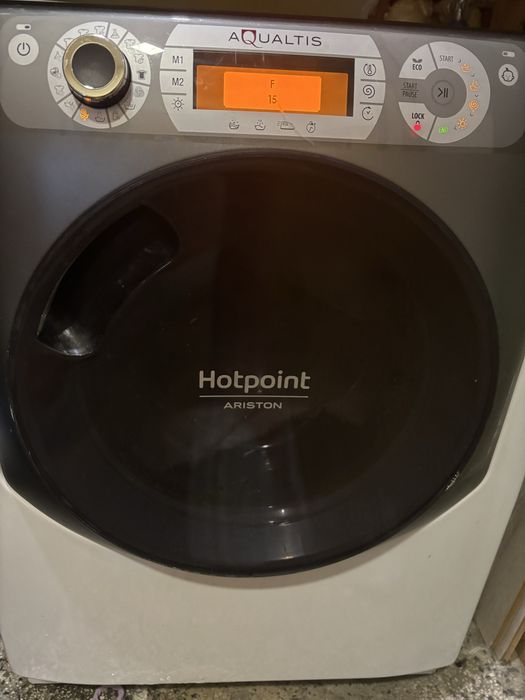 Пералня със сушилня Hotpoint Ariston за части/поправка