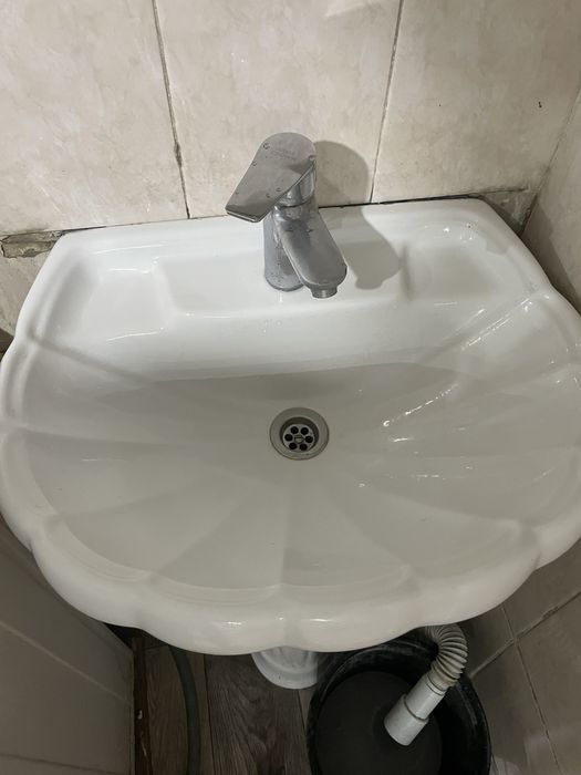 Раковина со шкафчиком