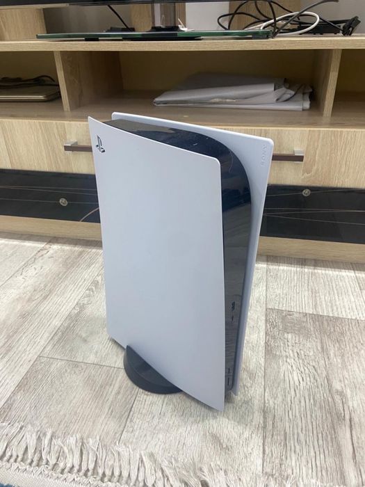 Продам PlayStation 5