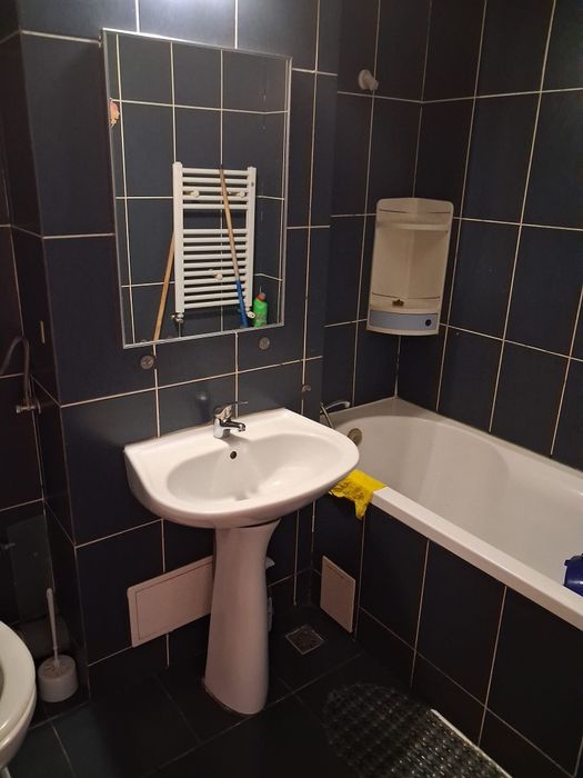 Închiriez apartament cu 2 camere in Călărași