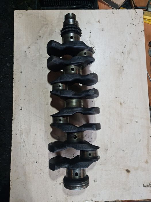 Продам коленвал на 406 двигатель Газель