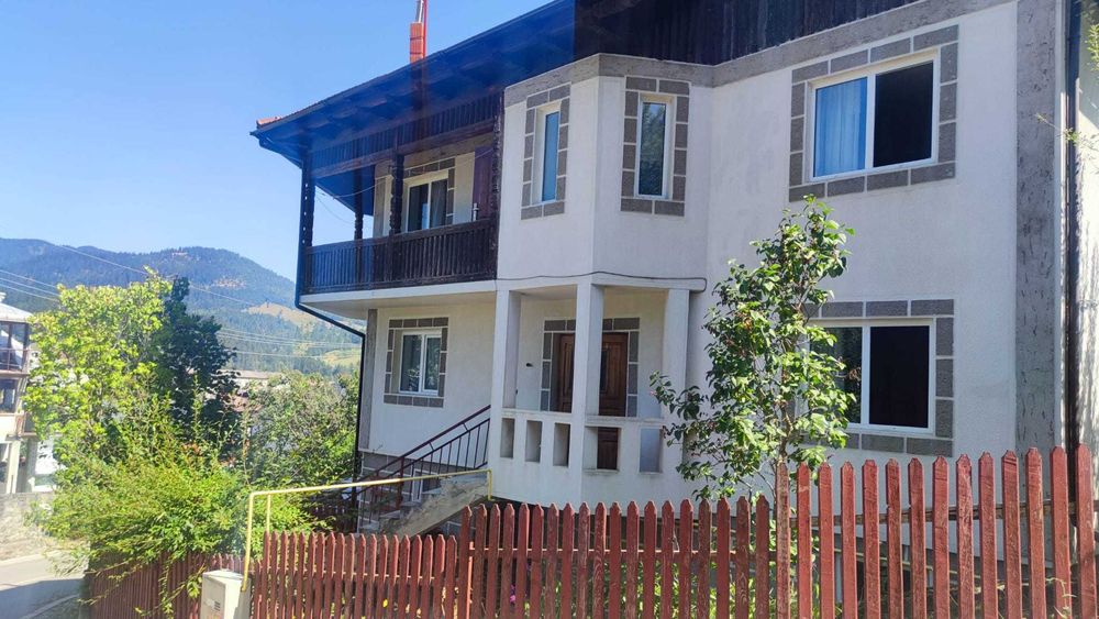 Vila langa centru, pretabil locuinta, cabinete medicale, azil de batrani, centru dezintoxicare