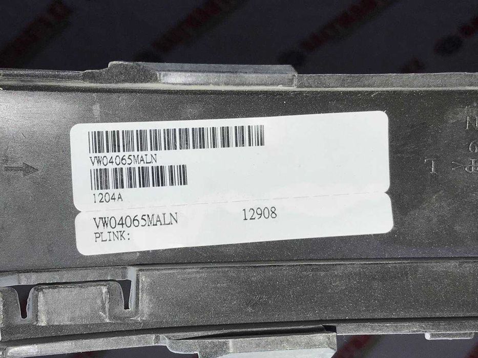 Решётка радиатора VW PASSAT B5 97-00