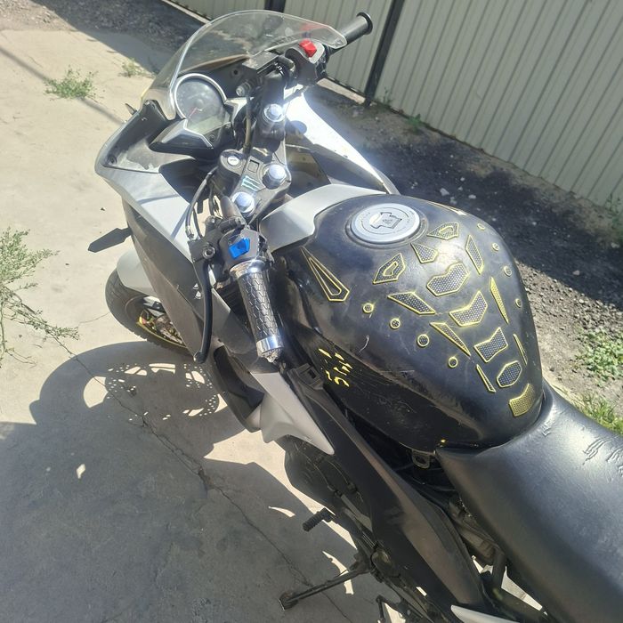 Продам мотоцикл. Срочно