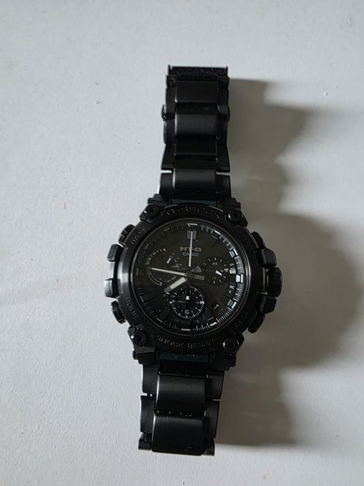 Часовник Casio G-Shock MTG-B3000B-1A