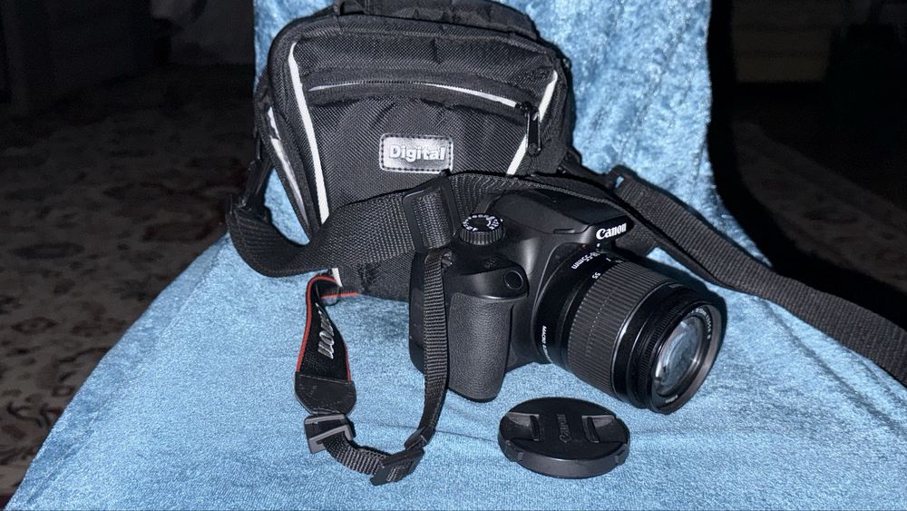 Срочно продам Canon 4000d со всей атрибутикой