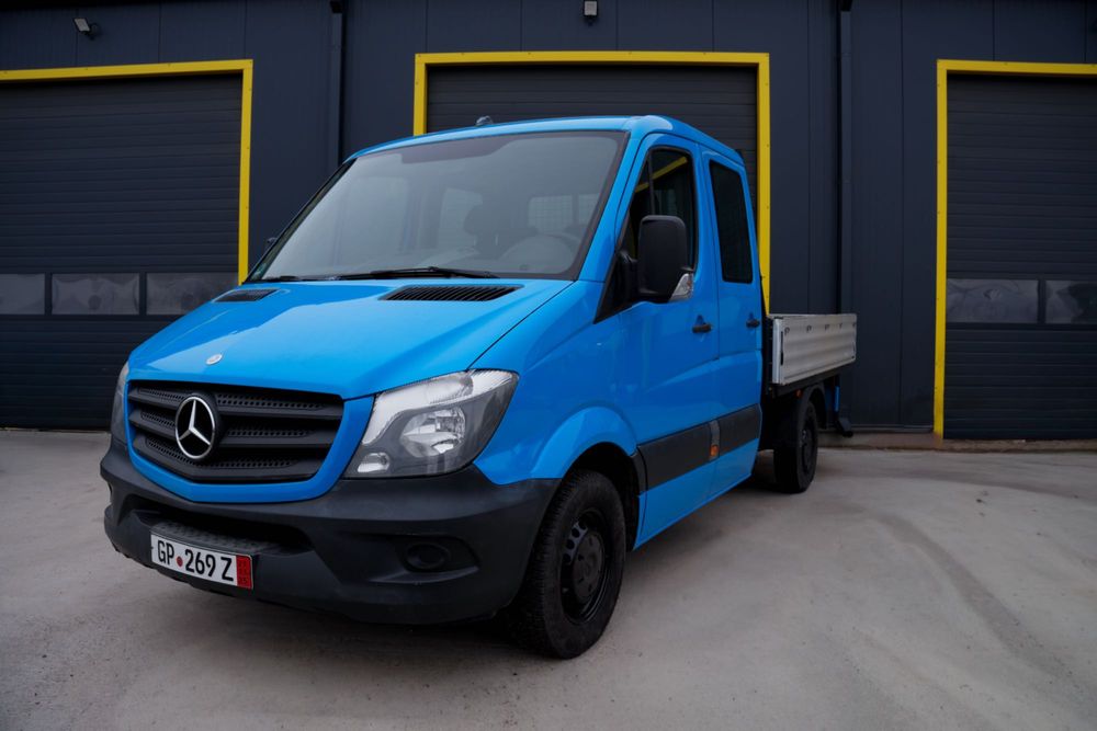 Vând Mercedes sprinter doka 6 locuri 213 facelift
