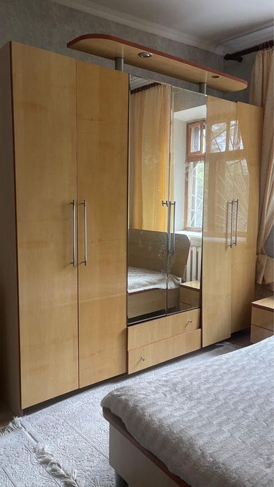 Шифоньер шкаф большой вместительный