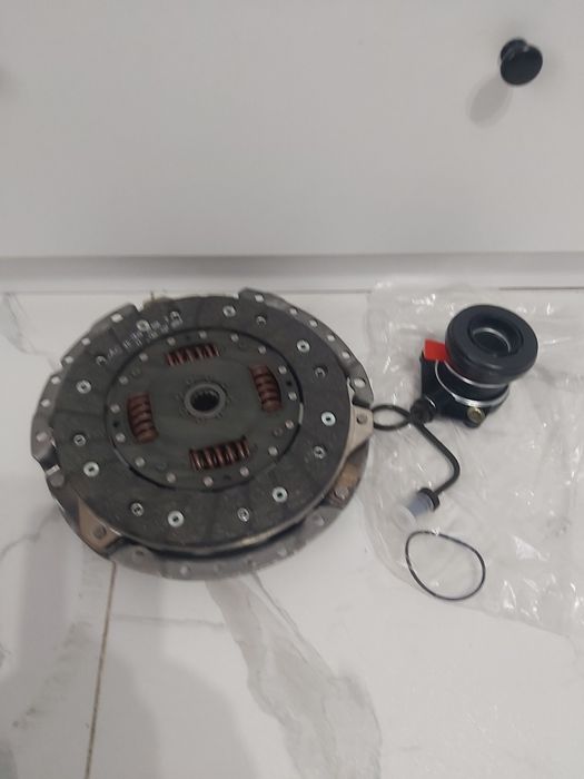 Ambreiaj  opel corsa c