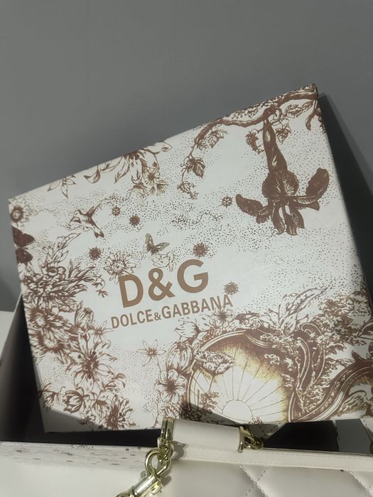 Сумка новая стилная