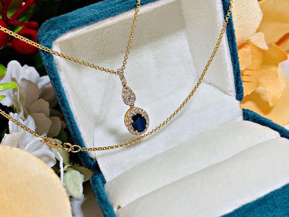 золотая  подвеска – кулон и цепочка с бриллиантами