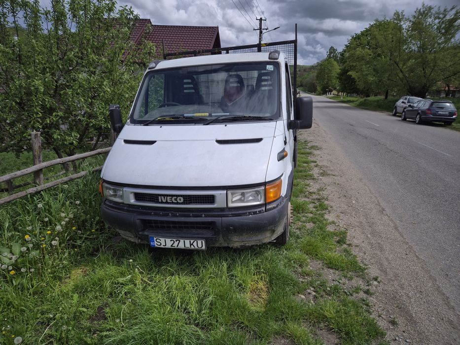 Iveco basculant volan pe dreapta