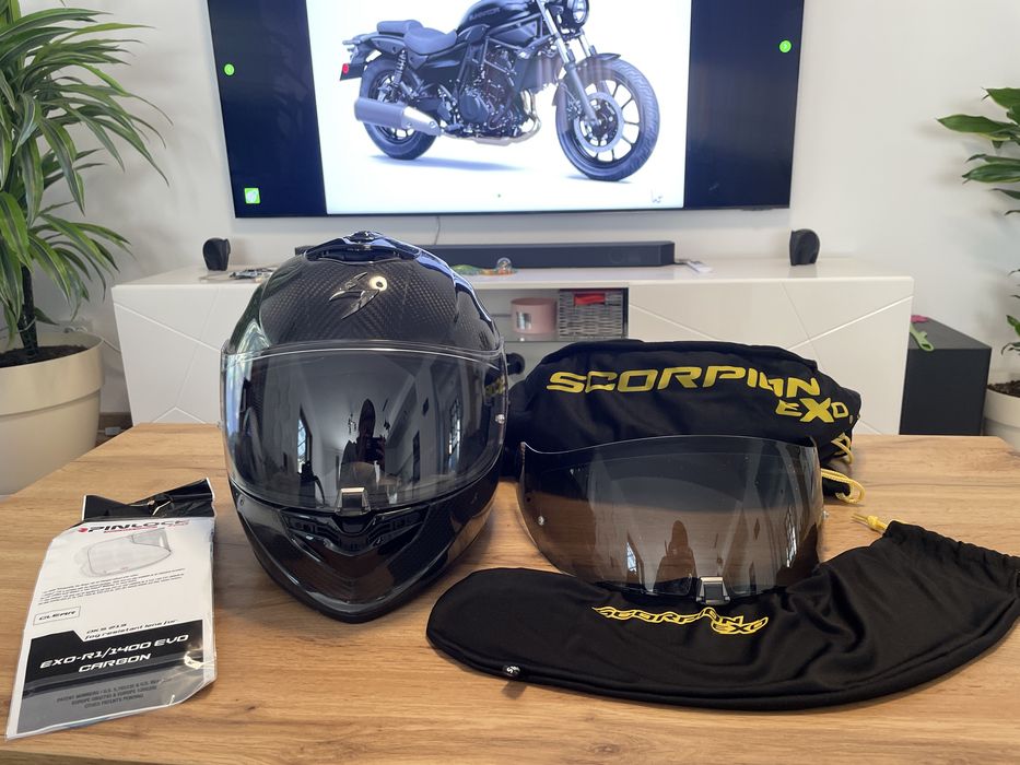 Casca Scorpion Exo 1400 Carbon