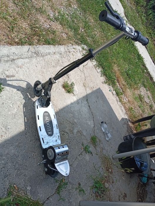 Trotineta  electrica pentru copii