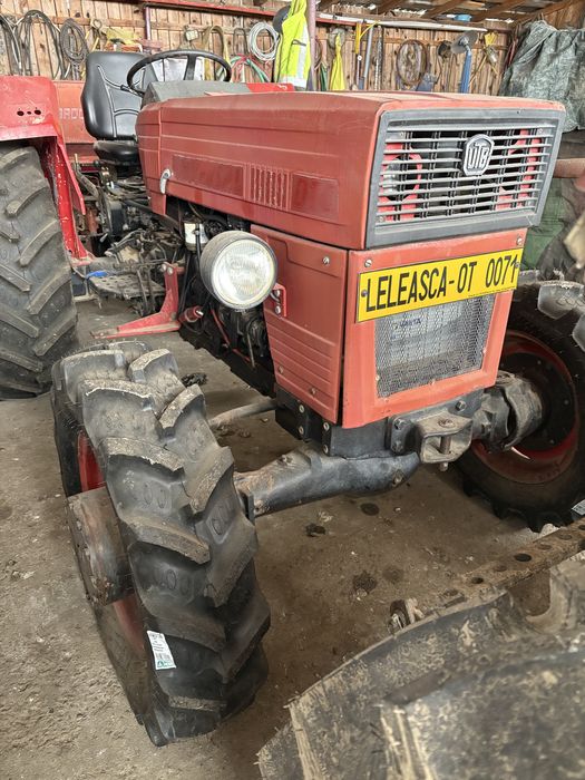 Vind tractor DTC di anul 2001