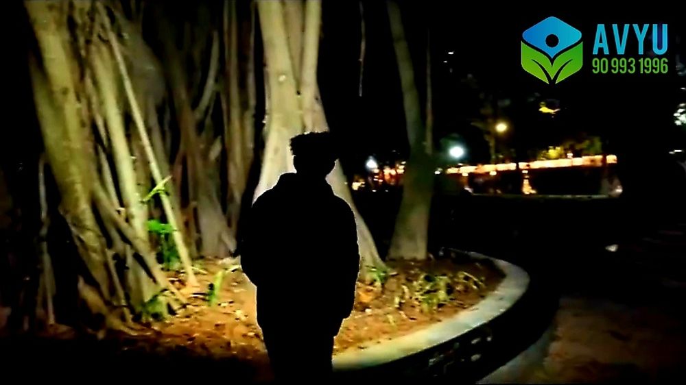 Налобный фонарик