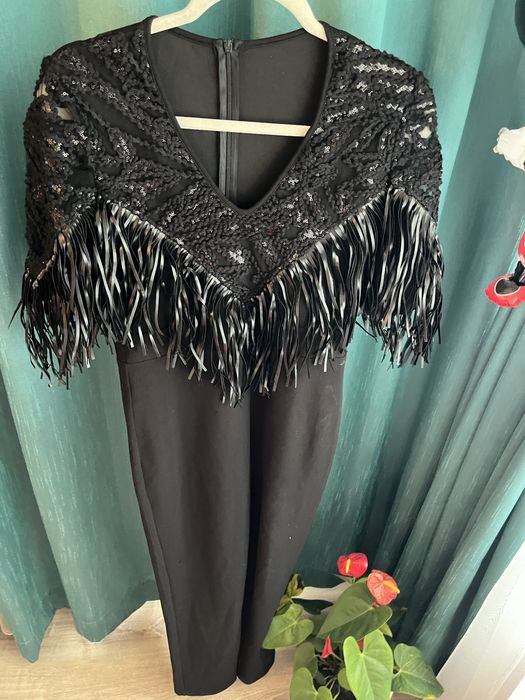 Нов черен гащеризон