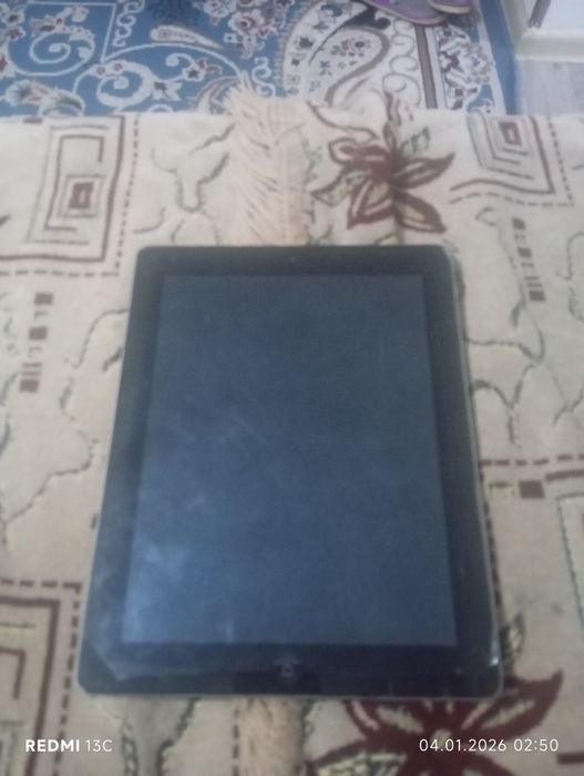 Продам  рабочая иногда тупят