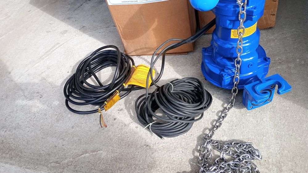 Потопяеми помпи за фекални води