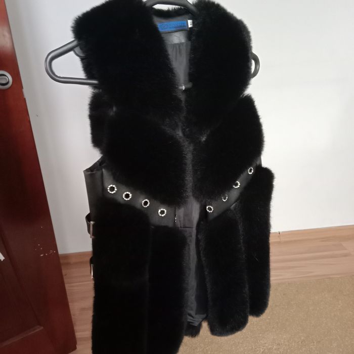 Продам безрукавку