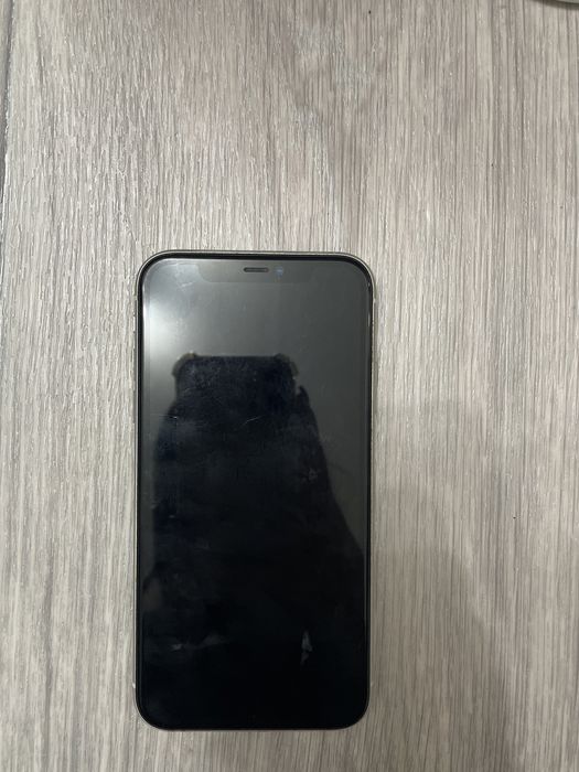 Iphon apple 11 белый