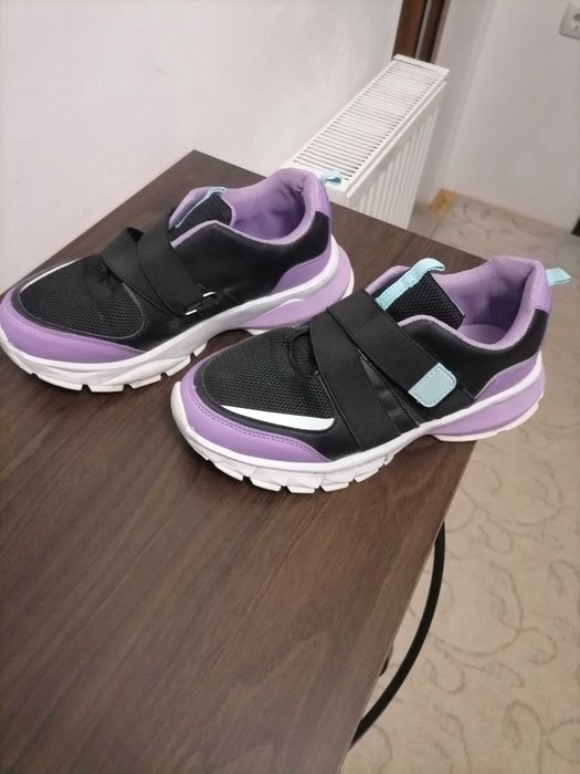 Дамски маратонки 38 размер