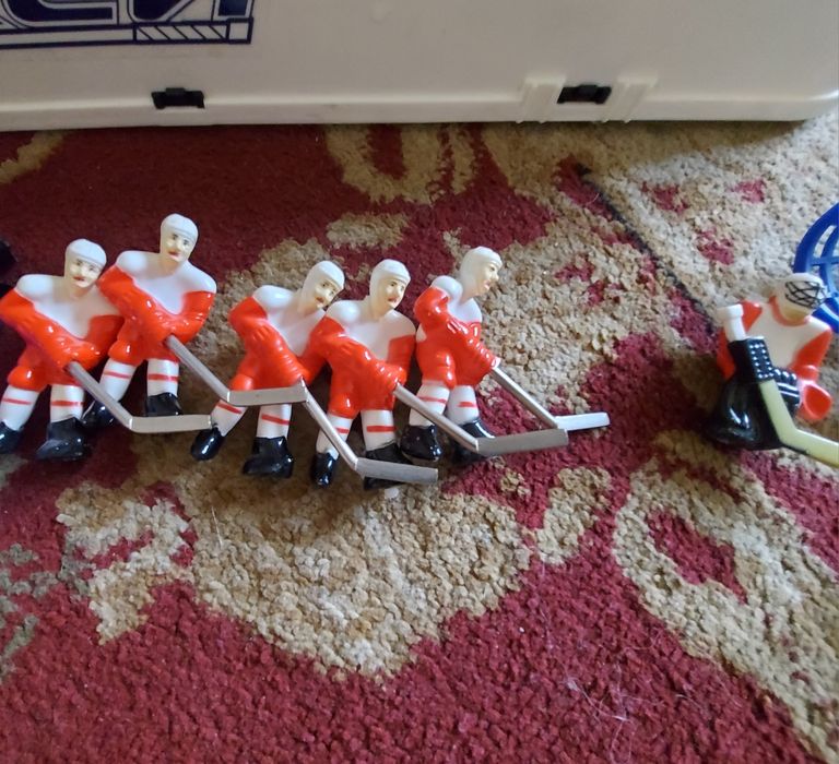Хоккей  игрушечный